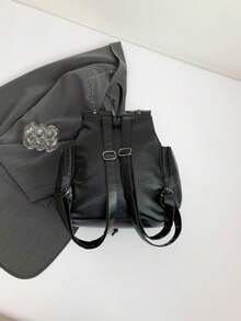 Ręcznie robiony plecak z miękkiej skóry Y2K Baddie, torba dojazdowa Dark Cross & Chain