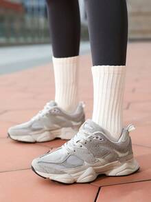 Women's Fashion Gray Casual Sports Shoes, Lightweight Road Running Shoes, Breathable Outdoor Hiking Shoes, Urban Unisex Sneakers, Reflective Chunky Chunky Sneakers (For Wider Feet, Please Order One Size Up, Larger Sizes Available) - 灰色 - 查看 10