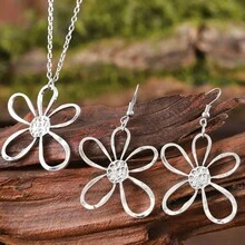 European And American Cross-Border Vintage Hollow Large Flower Earrings Necklace Jewelry Set Creative Line Sense Versatile Niche Earrings - 套裝 - 查看 10