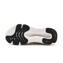 Adidas 阿迪達斯男鞋運動鞋跑步鞋新款旅遊休閒鞋 - 黃色 - 查看 2