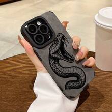 Funda de Teléfono con Patrón de Cabeza de Serpiente Negra Vintage para iPhone 16ProMax/15Pro/14Plus/13/12/11ProMax, Resistente a Impactos, Diseño de Moda, Cubierta Protectora de TPU, Cuero Sintético - Colores mixtos - Ver 2