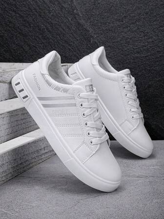 Zapatillas blancas para hombres, adecuadas para deportes y exteriores, zapatos planos ligeros y antideslizantes, zapatos blancos con cordones, aptos para todas las estaciones, estudiantes, primavera y otoño, zapatos de hombre de caña baja (por favor, pida una talla talla grande grande ya que la talla es pequeña)