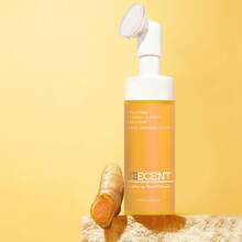 Veecent Turmeric & Kojic Acid Foaming Facial Cleanser Set With Silicone Brush – Gentle Deep Cleansing & Brightening Face Wash 150ml - 橘色 - 查看 2