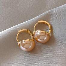 1对时尚半圆形珍珠耳钉，百搭优雅的女士耳环 - 白色 - 查看 6