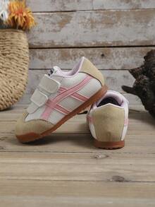 1 par de zapatos deportivos de bebé/niña pequeña de cuero parchado suaves y cómodos, con punta redonda, correa, suela antideslizante, zapatillas casuales lindas y de moda, adecuadas para bebés, otoño/invierno