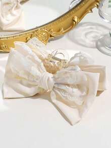 1pc Women's Fashionable Elegant Butterfly Clip, Suitable For Daily Wear - Beige - View 3