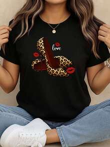 Camiseta de manga corta con estampado TACONES, de cuello redondo, playeras para mujer, blusas gráficas para mujer - Negro - Ver 1