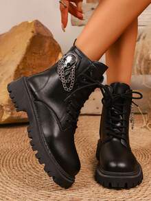 2025 Neue Frauen Punk Stil Schädel Kette Stiefel | Dicke Sohle Erhöhte Personalisierte Knöchel Stiefel | Modische Motorrad Stiefel | Unerlässlich für Halloween, Weihnachten und vielfältige Anlässe - Schwarz - Übersicht 4