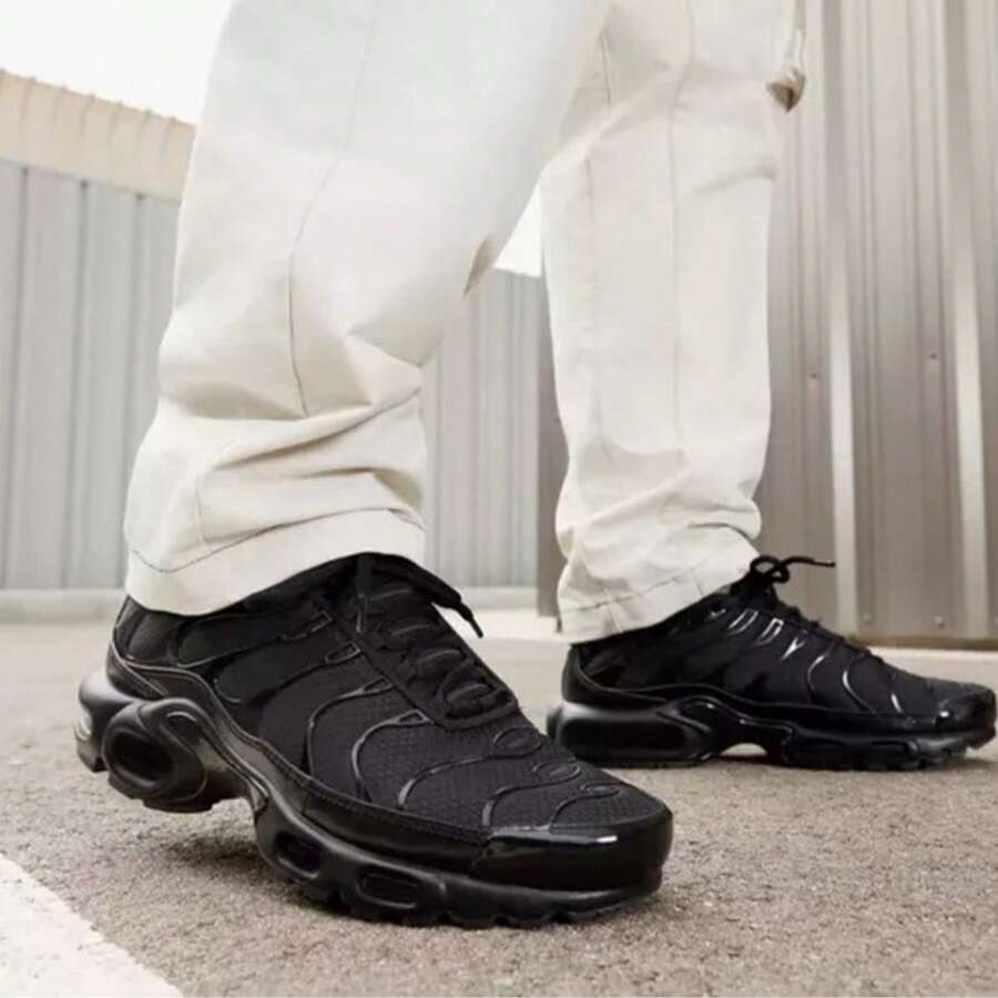 Men's Black Athletic Shoes - New Release - Air TN Plus Max Dracula Vapor Sneakers For Gym, Training, And Running. - TN Plus 三重黑 - 查看 1