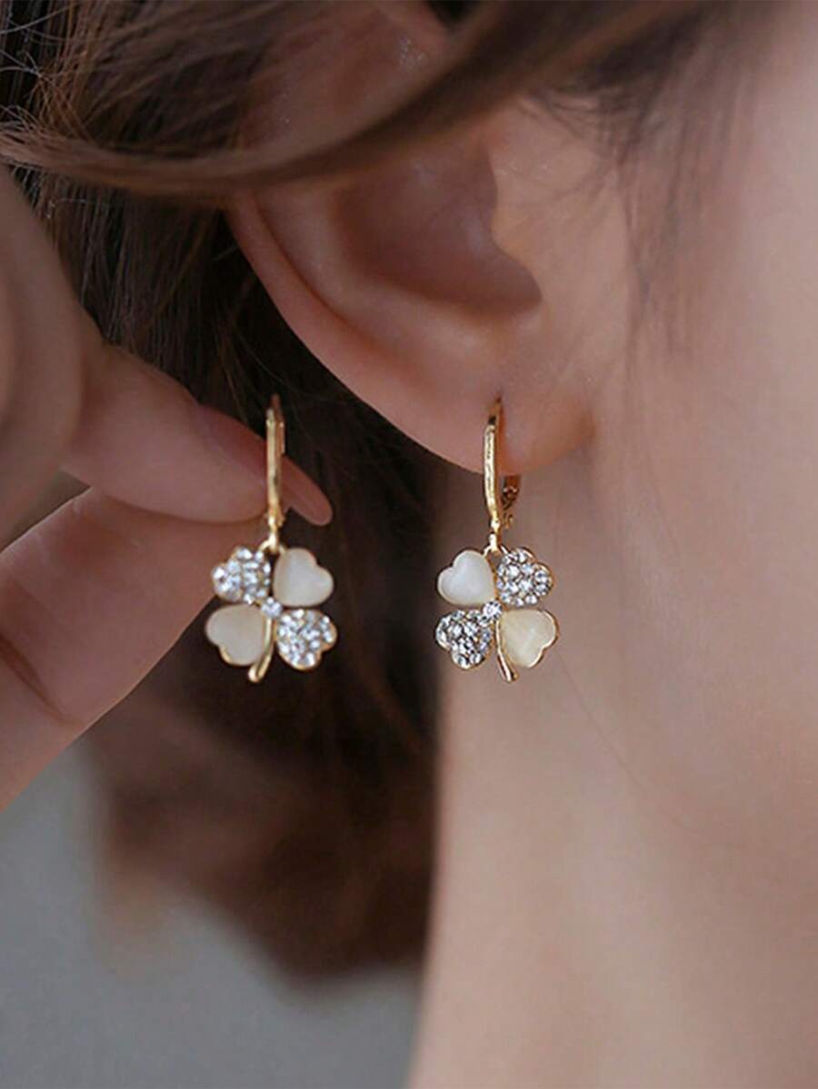 1 Pair Minimalist Rhinestone Embellished Cat Eye Flower Stud Earrings, Delicate & Versatile Design, Suitable For Women's Daily And Holiday Wear - Multicolor - View 1