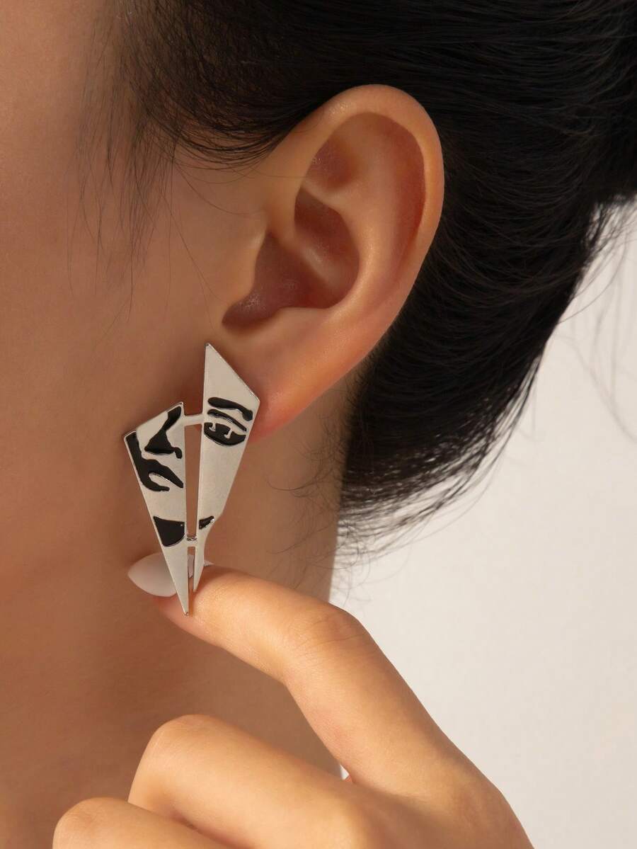 1 Pair Fashionable Punk Style Geometric Triangle Enamel Abstract Face Stud Earrings, Suitable For Women's Daily Wear, Beach, Travel, Social Occasions, Jewelry - Silver - View 1