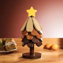 可爱木质圣诞树杯垫套装 - 手工天然实木耐热杯垫，适用于桌子、杯子、茶壶和盘子 - 节日家居装饰，精美厨房和餐厅配件，防滑，独特礼品之选 - 乡村农舍风格杯垫