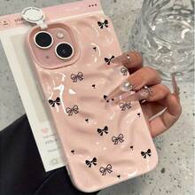 El diseño de lazo negro para phone presenta un nuevo estilo para los modelos 16 y 15 Pro, con un diseño suave para el 14, y un elegante patrón de meteorito para los modelos 12 y 11. Esta es una linda funda para teléfono de nicho para mujer que protege contra caídas y es compatible con una amplia gama de modelos, incluyendo 16 Pro, 16, 15 Pro, 14 Plus, 13, 12 Pro, 11 Pro y el próximo 17. Diseño de lazo. Elegante y protectora. - Rosa - Ver 4