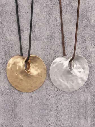 1pc Vintage Style Hammered Texture Matte Metal Geometric Pendant Long Necklace