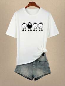 Camiseta 100% algodón elegante de manga corta y cuello redondo para mujer con estampado de caballo y murciélago espeluznante - Top casual suave y ajustado para Halloween, ropa casual, fiestas temáticas - Lavable a máquina, comodidad para todas las estaciones, con diseño gráfico - Blanco - Ver 2