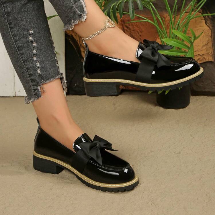 2025 Women's Vintage Chunky Heel Bow Tie Elastic Band Glossy Patent Leather Flat Loafers, Low-Top Slip-On Casual Shoes, Elegant & Comfortable, Fringed Shiny Patent Mary Jane Shoes For Holiday Party, Daily Outfit, Work ( & Cyber Monday Essential) - Black - View 6