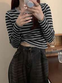 韩式撞色条纹修身短款长袖针织上衣（条纹图案随机） - 黑灰色 - 查看 2