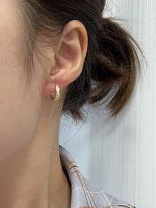 1pair Fashionable Copper & Zirconia Geometric Circle Twist Design Earrings, Date Gift - Yellow Gold - View 5