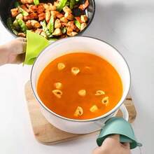 Silicone Heat-Resistant Glove Kitchen Oven Baking Gloves Set Anti-Scald Silicone Insulation Gloves For Microwave Oven Heat Kitchen Oven Mitts Silicone Heat Insulation Gloves Clip Thicken Baking Silicone Oven Mitts Anti-Slip Grips Bowl Pot Clips