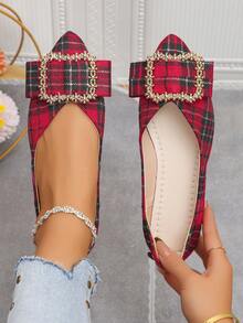 Red and Black Grid-square Wreath Buckle