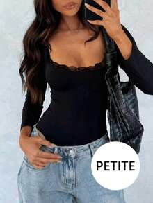 Petite Women's Fashion Casual Lace Patchwork Scoop Neck Bodysuit, Elegant Women's Long Sleeve Slim Fit Bodysuit With Beautiful Contrast Lace Details, Versatile And Stylish
