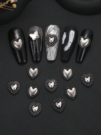 10 st hjärtformade nagelberlocker i punkstil, nageldekorationer i antik silver med kärlek, lämpliga för konstdesign, skapande av unika nagelkonstprodukter, gör-det-själv-nagelkonsttillbehör och nagelkonsttillbehör