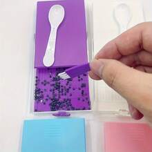 Zestawy narzędzi do malowania diamentowego 4 szt./pudełko, lejek do wiertarki, tarcza wiertnicza, tarcza dzieląca, diamentowy długopis mozaikowy, płytki do zdobienia paznokci, krzyżyk, schowek