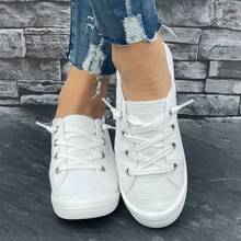 A Pair Of New Red Checkered Low-Top Lace-Up Canvas Shoes For Women For All Seasons. Fashionable, Personalized, Casual And Versatile Plus-Size Women's Shoes. Lightweight, Comfortable, Flat-Soled And Non-Tiring Outdoor Sports Shoes. - trắng - Xem 1