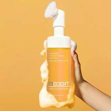 Veecent Turmeric & Kojic Acid Foaming Facial Cleanser Set With Silicone Brush – Gentle Deep Cleansing & Brightening Face Wash 150ml - 橘色 - 查看 3