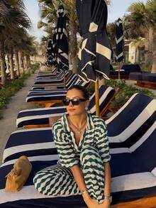 两件套女士针织套装，休闲优雅条纹领上衣和裤子，适合返校季、秋冬季节，也适合圣诞节、感恩节和新年穿着（条纹图案随机） - 湖綠 - 查看 7