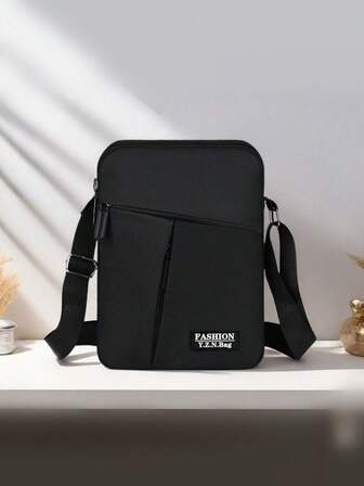 大容量时尚男士单肩斜跨邮差包，多功能可调节肩带拉链开合，多隔层实用收纳男包