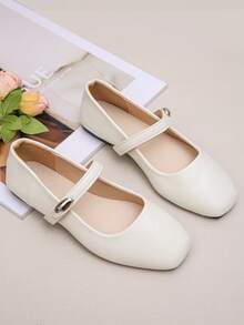 宽楦春秋新款时尚方头女式平底鞋，白色低帮PU休闲平底鞋，户外舒适，尺码36-43，轻便 - 白色 - 查看 7