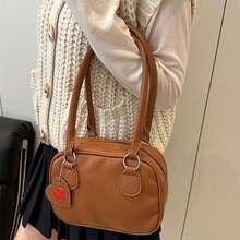 Polyurethane Shoulder Bag for Women Cute Handbag with Heart Shaped Tag for Everyday Use - Marrón claro - Ver 3