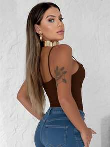 Kit com 3 Body Collant Feminino De Alça Alcinha Com Decote Reto Modelador Tecido Elástico Sem Transparência Moda Casual Versátil Básico Gringa Blogueira - BRANCO-PRETO-CAFÉ - Visão 3