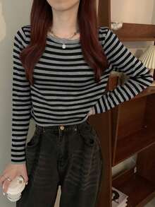 韩式撞色条纹修身短款长袖针织上衣（条纹图案随机） - 黑灰色 - 查看 4