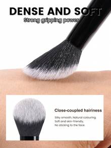 MAANGE 1/2 cọ tán má hồng chuyên nghiệp mềm mại, thích hợp cho các sản phẩm dạng lỏng, kem và phấn - Có thể dùng để đánh má hồng, làm mịn da và làm lớp lót, được làm từ sợi mềm mại, nhẹ nhàng trên da, thích hợp để mang theo khi đi du lịch, sử dụng tại nhà hoặc ngoài trời, là món quà phụ kiện trang điểm tuyệt vời cho bạn bè, cũng có thể được sử dụng như cọ nền, cọ che khuyết điểm, cọ má hồng, cọ tạo khối, cọ bronzer, cọ phấn phủ, v.v. - màu đen - Xem 10