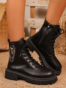 2025 Neue Frauen Punk Stil Schädel Kette Stiefel | Dicke Sohle Erhöhte Personalisierte Knöchel Stiefel | Modische Motorrad Stiefel | Unerlässlich für Halloween, Weihnachten und vielfältige Anlässe - Schwarz - Übersicht 3