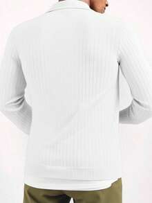 Polo para hombre de manga larga, ideal para otoño e invierno. Con diseño acanalado de líneas verticales, tejido suave y cómodo, cuello clásico y ajuste moderno. Perfecto para combinar con jeans y pantalones casuales, ofrece un estilo elegante y versátil para reuniones, trabajo o salidas cotidianas, brindando sofisticación y confort en todo momento. - Blanco - Ver 2