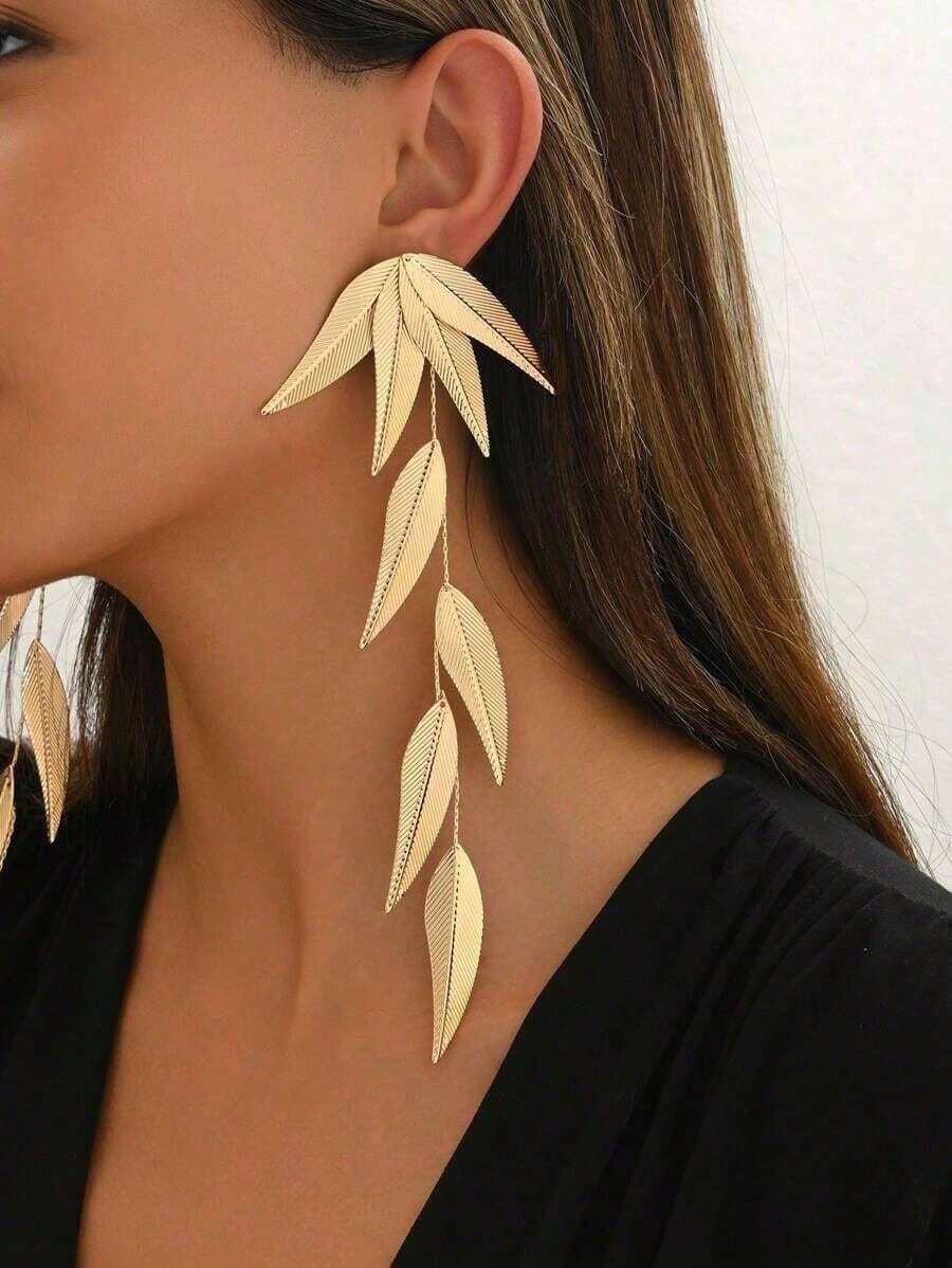 1 Pair Retro Elegant Women Long Dangle Earrings, Hollow Floral Metal Wire Tassel Earrings, Fashion Party, Daily Wear, Festival Gift Jewelry - 金色 - 查看 1