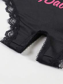Damen schwarze sexy Spitzenbesatz Höschen mit Herz- und Buchstaben-Muster, bequeme, dehnbare, atmungsaktive dünne Triangel-Höschen - Schwarz - Übersicht 4