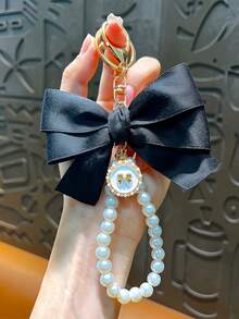 1pc Elegant Large Satin Bow Keychain, Beaded Pearl Bracelet Pendant, 6 Color Options, Creative Charm Bag Accessory, Key Chain For Women, Gifts For Girlfriend, Mom, Teacher, Couples, Christmas, Thanksgiving, Party