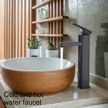 4-calowa, szeroka bateria łazienkowa, nowoczesna bateria umywalkowa z ceramicznym rdzeniem zaworu, oszczędzająca wodę, zawiera akcesoria montażowe, montaż na blacie z jednym otworem, powłoka ze stopu tytanu zapobiegająca odciskom palców, podnosi poziom wystroju łazienki