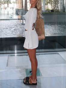 Women 2-Piece Boho Knit Beach Set - Cropped V-Neck Top With Back Tie & Drawstring Mini Skirt, Sheer Cover Up For Vacations & Resorts - 白色 - 查看 2