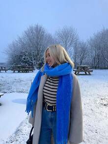 1pc Women's New Fluffy Tassel Scarf, Warm And Comfortable Shawl, Windproof And Warm For Outdoor, Versatile For Daily Wear, Suitable For Christmas And Other Holidays, Autumn/Winter - 02-royal Blue - View 2