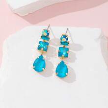 زوج من أقراط قلادة قطرة المياه المرصعة بالأحجار الكريمة الملونة والمطلية بالذهب على الطراز الأوروبي والأمريكي الفاخر، مناسبة للحفلات والموضة والتصوير الشارعي، مصنوعة يدويًا بأشكال وألوان وأنماط متنوعة