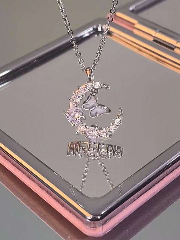 [1pc Elegant Moon Butterfly Necklace] 1pc Elegant Moon Butterfly Pendant Necklace, Sparkling Decor Clavicle Chain For Women