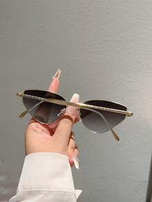 1副时尚金色猫眼眼镜，配有别致的镜腿装饰，女士时尚金属渐变镜片眼镜 - 彩色 - 查看 3