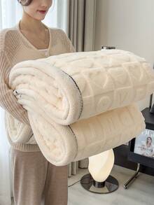 1pc Thick Edged Bohemian Style White Heart Pattern Blanket, Jacquard Faux Fur Lamb Wool Soft Warm Multipurpose Throw Blanket For Living Room, Bedroom, Dorm, Furniture Decor, Sofa, Nap Blanket - White - View 8