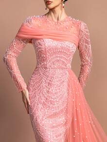 女士优雅长袖圆领串珠长款晚礼服 - 珍珠点缀领口，不对称雪纺垂褶和修身鱼尾裙摆 | 完美适用于正式派对、盛会和婚礼 | 搭配璀璨珠宝和细带高跟鞋 - 珊瑚橙 - 查看 5