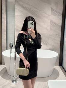 月光之夜手拿包，银色奢华水钻装饰金属链条单肩包，优雅迷你方形晚宴手拿包，适合婚礼、派对、正式场合，女士礼物，派对包，完美适用于派对、婚礼、圣诞/万圣节舞会、晚宴/盛会，婚礼必备，与毕业礼服、晚礼服完美搭配，是舞会配饰的理想之选。 - 金色 - 查看 12